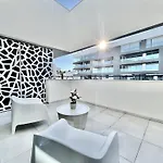 公寓 Prestige With Pool By Homing *