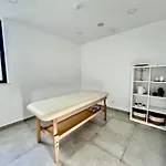 Prestige With Pool By Homing