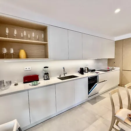Apartment Prestige With Pool By Homing