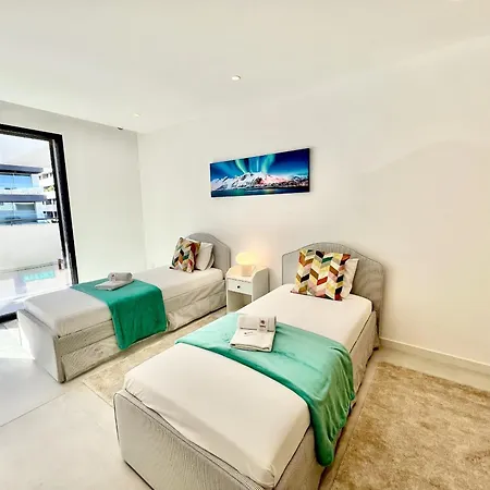 Prestige With Pool By Homing Lagos